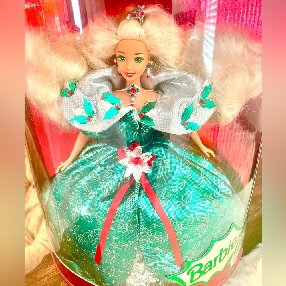 RARE Vintage Special Edition 1995 Holiday Barbie